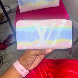 Louis Vuitton monogram escale zippy wallet pastel